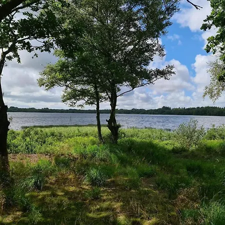 4 Person In Nyaraló